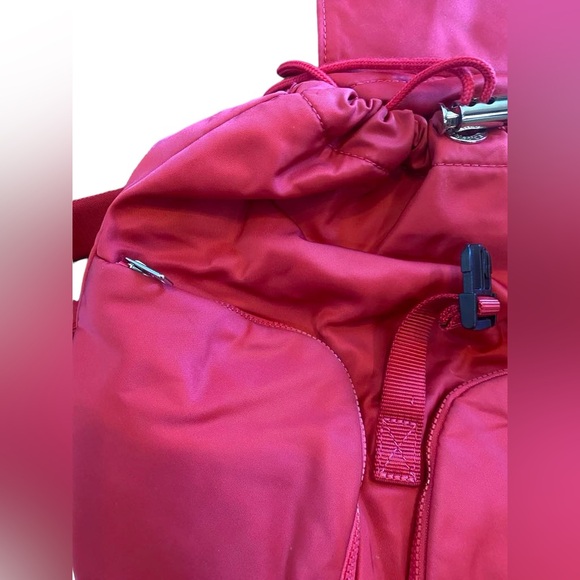 Lululemon drawstring backpack - Picture 3 of 6